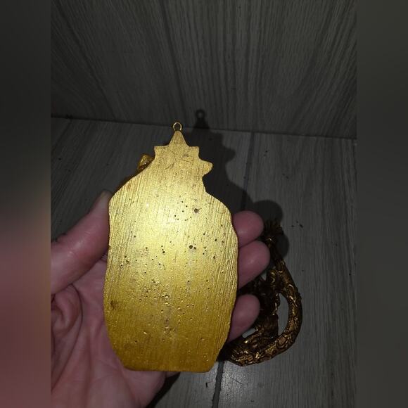 Vtg Religious Nativity Scene Gold Christmas Ornaments Holiday Decorations Tree - Picture 6 of 8